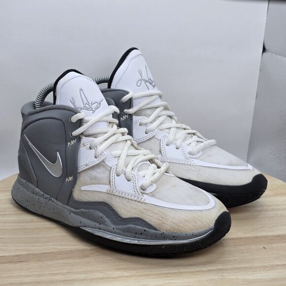 Nike Boys Kyrie Infinity SE DD0335-108 Gray Basketball Shoes Sneakers Size 4.5Y - Picture 5 of 10